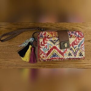 SakRoots wallet/ wristlet and charm. NWOT